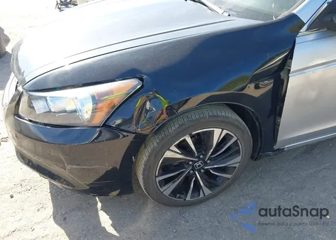 2008 Honda Accord 2.4 Lx-P z USA, uszkodzony, nr VIN 1HGCP26498A154311